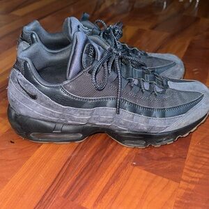 Air max 95 Anthracite black grey gum bottom very rare